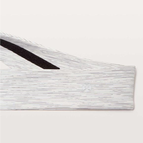 Lululemon NWT Fly Away Tamer Headband II *Luxtreme WSNB - Picture 5 of 5